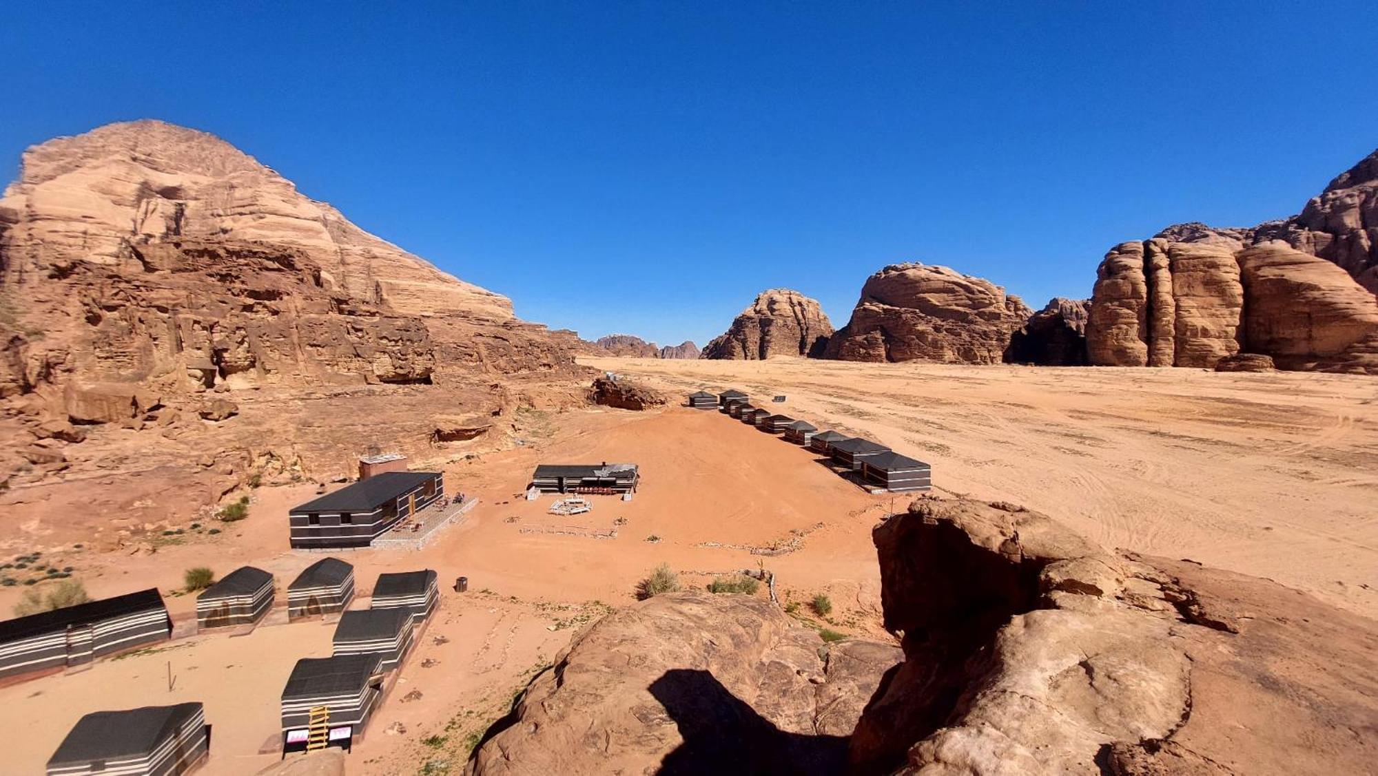 Beduin Star Trail Camp Bed and Breakfast Wadi Rum Buitenkant foto