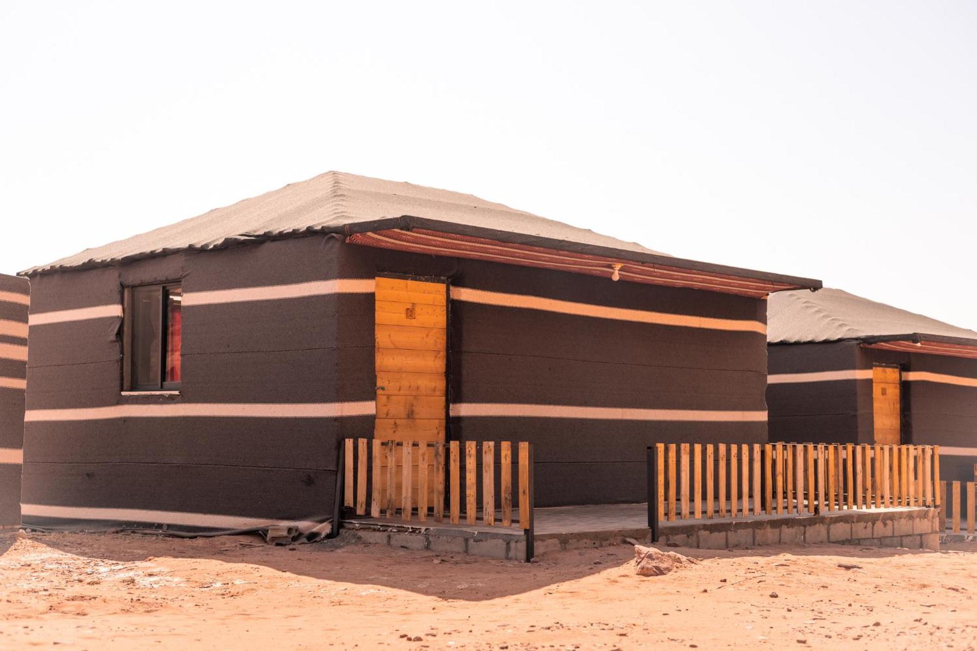 Beduin Star Trail Camp Bed and Breakfast Wadi Rum Buitenkant foto