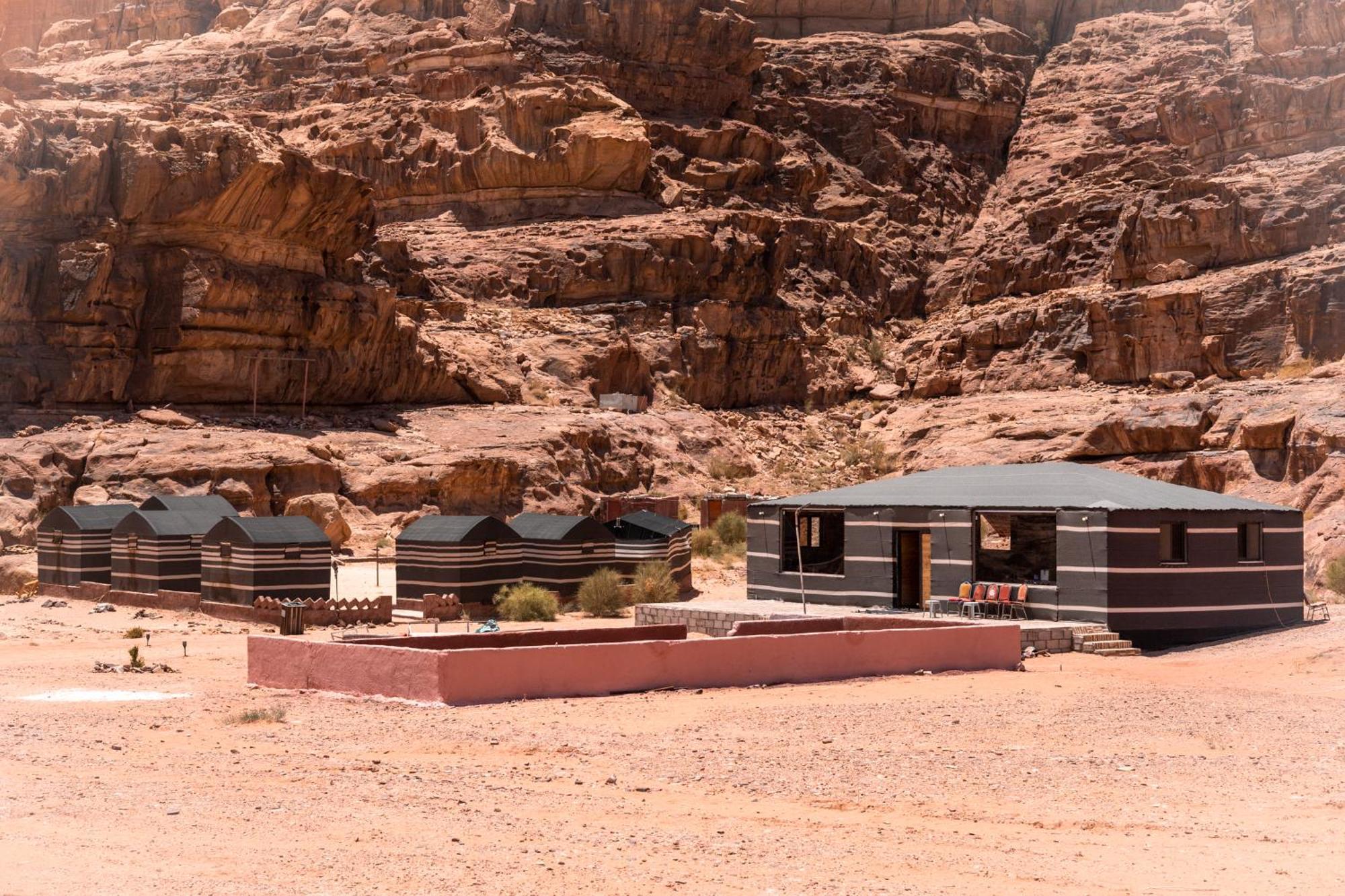 Beduin Star Trail Camp Bed and Breakfast Wadi Rum Buitenkant foto