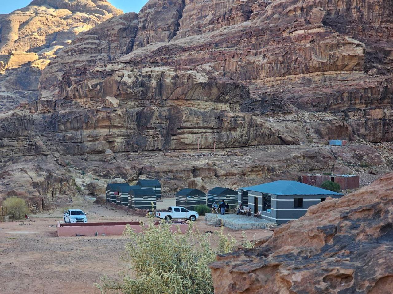 Beduin Star Trail Camp Bed and Breakfast Wadi Rum Buitenkant foto