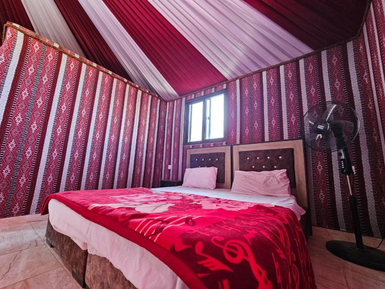 Beduin Star Trail Camp Bed and Breakfast Wadi Rum Buitenkant foto