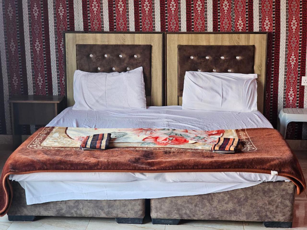 Beduin Star Trail Camp Bed and Breakfast Wadi Rum Buitenkant foto