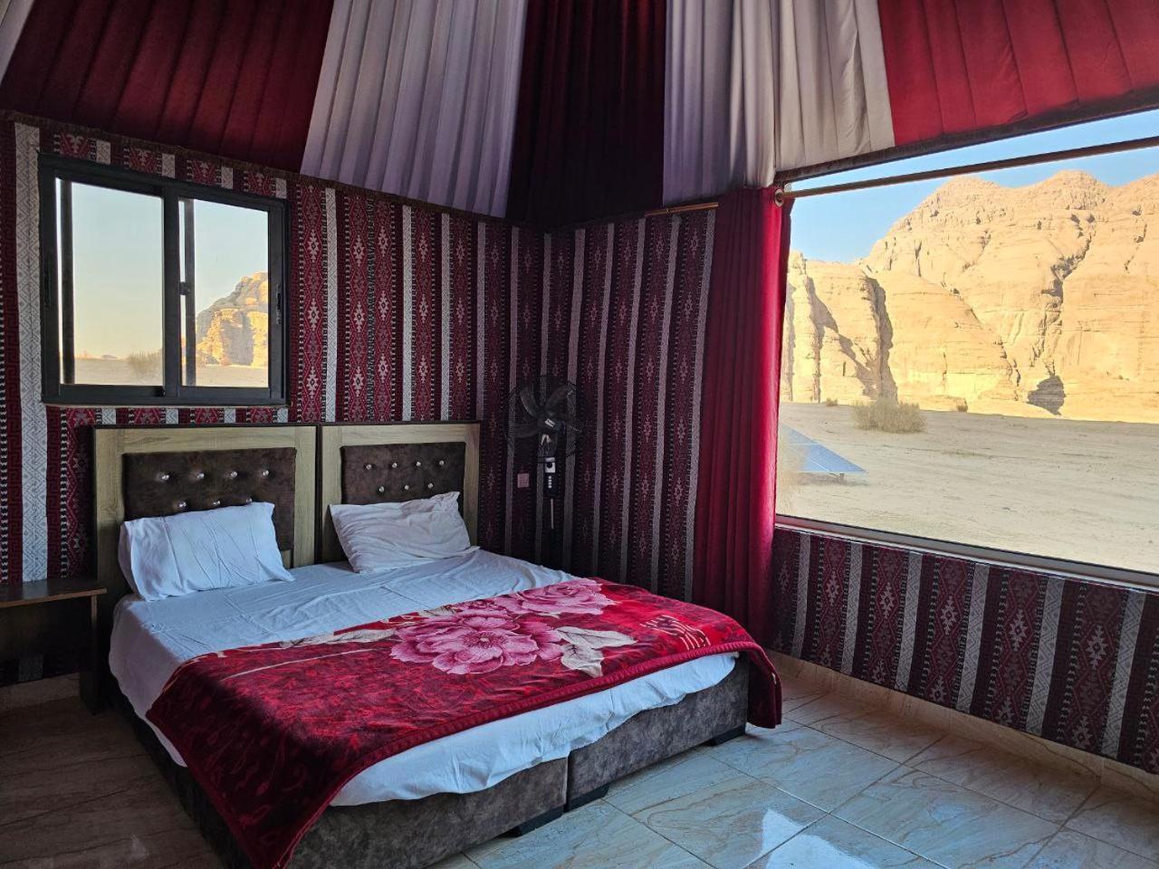 Beduin Star Trail Camp Bed and Breakfast Wadi Rum Buitenkant foto