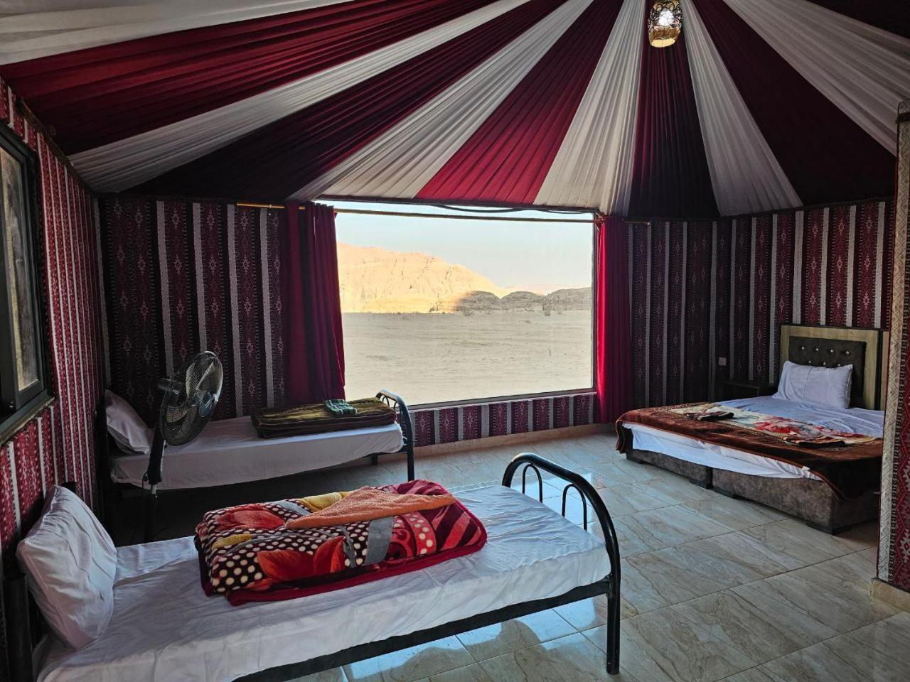 Beduin Star Trail Camp Bed and Breakfast Wadi Rum Buitenkant foto
