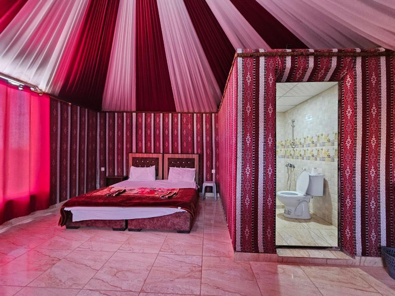 Beduin Star Trail Camp Bed and Breakfast Wadi Rum Buitenkant foto