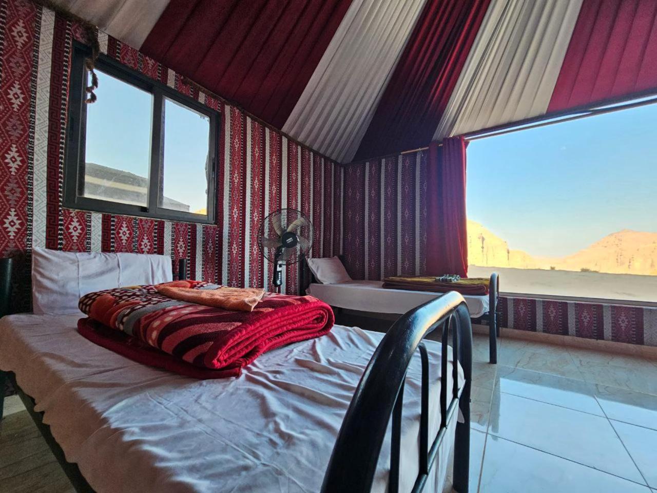 Beduin Star Trail Camp Bed and Breakfast Wadi Rum Buitenkant foto