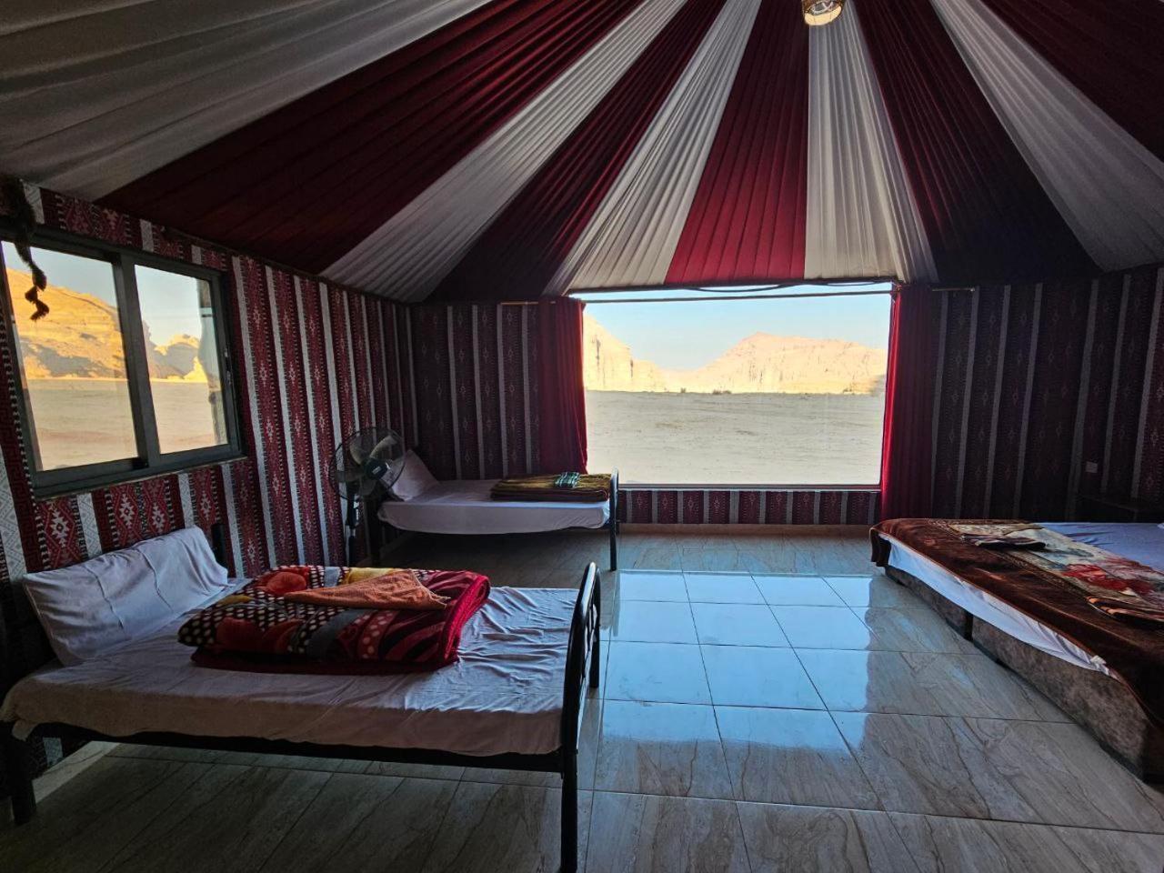 Beduin Star Trail Camp Bed and Breakfast Wadi Rum Buitenkant foto